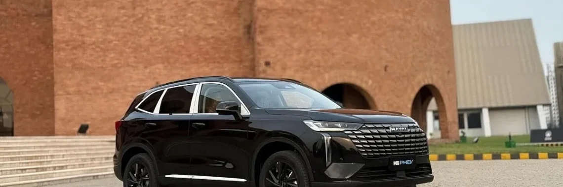 Luxury Cars in Pakistan 2025 – Top Brands, Models & Prices